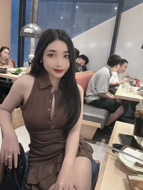 Erotic massage Hanoi, Lingam massage